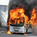 Autobus se zapalio Nakon sudara, 34 mrtvih Ljudi nemoćno gledali kako putnici živi gore (VIDEO)