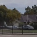 (VIDEO) Sudar aviona i automobila u Teksasu