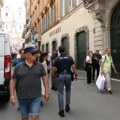 Filmska pljačka u Rimu: Upali u zlataru kroz rupu iz podruma, pa ukrali plen vredan 500 hiljada evra (video)