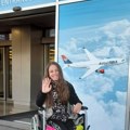 Bakterija Milani (23) "pojela" deo kuka, od rođenja bila u invalidskim kolicima, ovaj snimak je čudo: Ona hoda