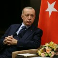 Erdogan: Turska želi da postavi “sto mira” i okonča rat u Ukrajini