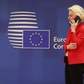 Zašto nestaju poruke sa telefona Ursule fon der Lajen
