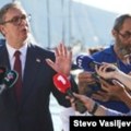 Vučić: Deportovani iz Crne Gore hteli da razvuku banere 'Srbija pobeđuje', to je bila pogrešna odluka