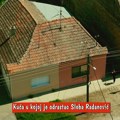 Sloba Radanović ima svoj voćnjak: Pokazao imanje u rodnom Zrenjaninu, sam kosi travu, sina vodi kroz šljivik (video)