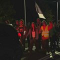 Studenti i građani nastavili pešačenje: Jedna grupa danas do Ljiga, druga do Petrovca na Mlavi