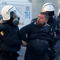 Nasilni protesti tresu Albaniju: Više od 300 povređenih u neredima koji traju već 7 dana! Demonstranti traže ostavku Rame, on…