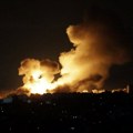Хамас:Током ноћу у израелским нападима на Газу убијено најмање 30 људи