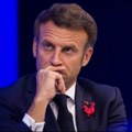 Macron: Francuzi, borite se protiv antisemitizma