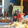 Uz osvećenje zapisa i sečenje kolača: Romi u Paraćinu obeležili Bibiju, svoju slavu (foto)