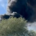 Crni oblak nadvio se nad gradom u Novom Sadu gorelo dečje igralište (video)