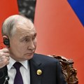 "Imamo nekoliko tema, počinjemo od glavne": Putin održao sastanak o poplavama i požarima u Rusiji