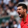„Novak stalno sluša ista pitanja, ali ni on nema odgovor“: Ne dozvoljava da provlače Novaka stalno kroz istu stvar