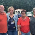 Čitavog života su je lagali da je usvojena: Nakon 53 godine i jedne objave na Fejsbuku isplivala jeziva istina