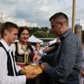 Milićević otvorio ekološko-obrazovni kamp u Smederevu za decu iz dijaspore i regiona (foto)