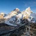 Zašto Mont Everest "nije smeo" da bude tačno 29.000 stopa