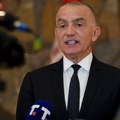 Vujić pozvao građane i medije da proveravaju informacije i ne doprinose širenju lažnih vesti o požarima