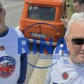 Neuništiva zastavina fića: Jugoslav, Dimitrije i Dušan vozilom starim preko 40 godina obišli čitavu bivšu Jugoslaviju…