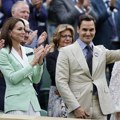 Specijalna ceremonija za Rodžera Federera na Vimbldonu, publika ga ispratila ovacijama