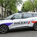 U blizini Pariza jedna osoba ubijena, a nekoliko povređeno iz vatrenog oružja