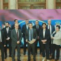 Novi DSS usvojio Deklaraciju o Srebrenici i uputiće je parlamentu na razmatranje: Opzicija podeljena