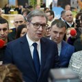 Besplatan prevoz i udžbenici u Nišu Vučić: Odluka će uskoro biti doneta