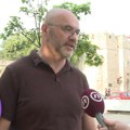 Kako je transparent “Bolje ćaci nego naci” – postavljen pa sklonjen u Nišu