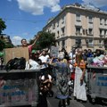 Profesor Šetrajčić: Nekoliko osoba me tuklo u prostorijama SNS-a