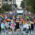 „Prajd karavan“ nije stigao do Kruševca, na trgu ga čekali naoružani huligani