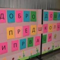 Nova školska godina počela i u srpskim sredinama na Kosmetu: U Štrpcu u tri osnovne škole upisano 76 đaka prvaka (foto/video)…