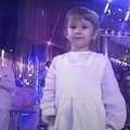 Devojčicu sa fotografije svi znate Danas hara estradom, a otac joj je poznati pevač (video)