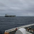 Tramp: Sa zaplenjenog tankera „Marinera” već se istovaruje nafta