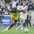Tabaković heroj, Dortmund pao u Menhengladbahu (VIDEO)