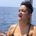 Marija Šerifović se skinula u bikini, prizor koji retko viđamo: Sin Mario joj sedi u krilu, otišli van Srbije