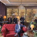 Peva na vašaru dok mu je žena u porodilištu: Emir Habibović postaje otac po šesti put (foto)