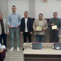 Danilo Bubalo najuspešniji sportista opštine Medveđa, nagrada za životno delo u ruke Siniše Stankovića