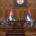 Uživo burno u skupštini Srbije! Rebalans budžeta pred poslanicima: Čiji ste vi to novac trošili? (video)