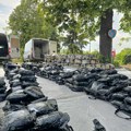Akcija rekordne zaplene droge u Beogradu počela ispred doma penzionera u Zemunu: Mile iz Beograda i Crnogorac zaćutali na…