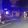 Strašna nesreća u Beogradu: Auto se prevrnuo na putu za Mladenovac, pojavio se i snimak (video)