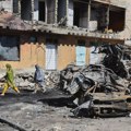 Raste broj žrtava u samobilačkom napadu u Pakistanu: Automobil pun eksploziva udario u voz
