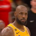 „Kralj“ zvanično u Filadelfiji: Ovaj broj će Lebron Džejms nositi na dresu Siksersa