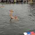 Nemanja Vranješ pobednik bogojavljenskog plivanja u Vajskoj