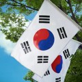 Parlamentarni izbori u Južnoj Koreji: Veliki broj neutralnih glasača zbog oštrih podela u društvu