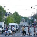 Studenti u blokadi okupili se ispred VZŠ u Zemunu, tvrde da su ponovo ušli u školu
