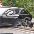 Jedan auto nasukan na bankini, drugi nasred magistrale: Žestok sudar nekoliko vozila FOTO