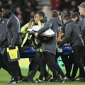 Doživeo srčani udar na fudbalskom terenu: Cela Premijer liga ostala je u šoku, ali sada se vraća!