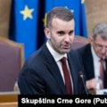 Премијер Црне Горе најавио пооштравање визног режима за руске држављане