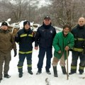 Žandarmerija, PU Bor i OVS Bor spasili 82-godišnjaka: Danima bio bez hrane i ogreva kod Majdanpeka