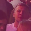 Стефан Карић први пут у јавности након изрицања пресуде: Уснимили смо га на наступу Јале и Бубе Корелија (видео)