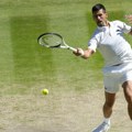 Nole izlazi na teren u Londonu Poslednja provera Đokovića pred pohod na osmu titulu Vimbldona