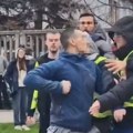 VIDEO: Incident ispred Umetničke škole – kolima i pesnicom na građane i đake